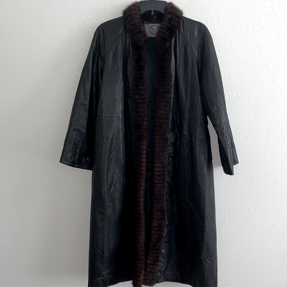 Vintage cow leather coat with fur